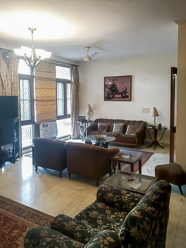 4 BHK Flat For Sale in Panchsheel Park