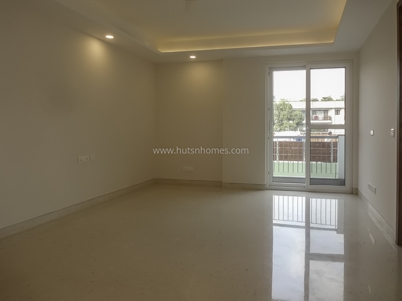 4 BHK Flat For Sale in Panchsheel Park