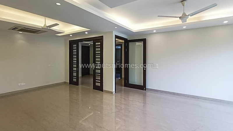 4 BHK Flat For Sale in Panchsheel Park