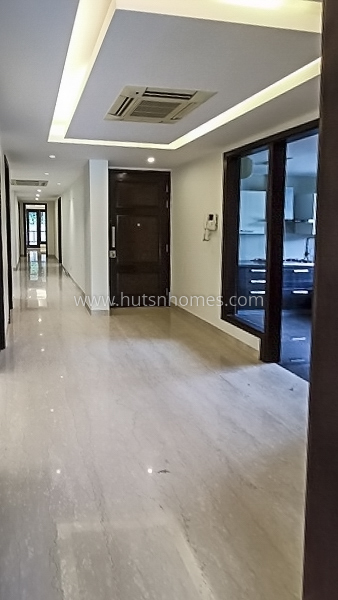 4 BHK Flat For Sale in Panchsheel Park