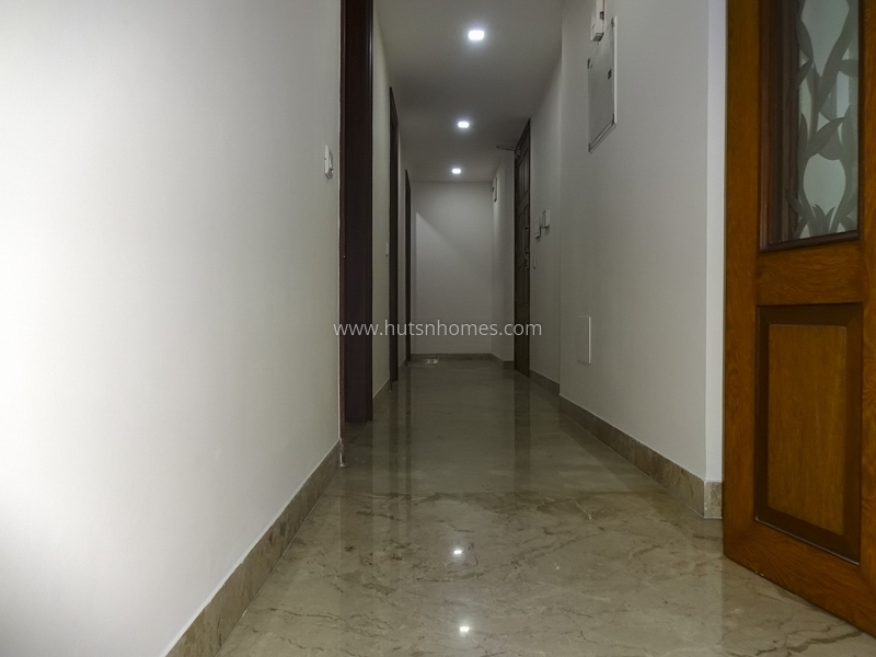 3 BHK Flat For Sale in Panchsheel Park