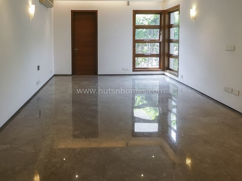 3 BHK Flat For Sale in Greater Kailash Part 1