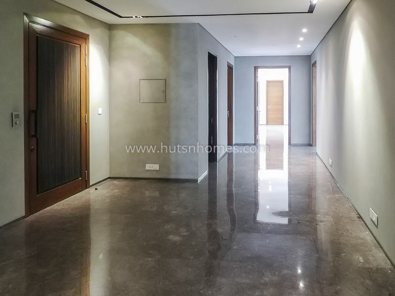 3 BHK Flat For Sale in Greater Kailash Part 1