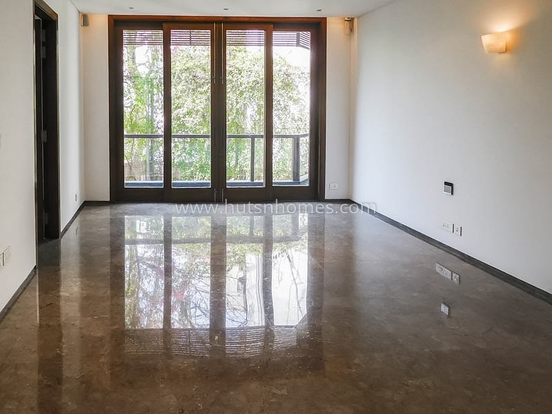 3 BHK Flat For Sale in Greater Kailash Part 1