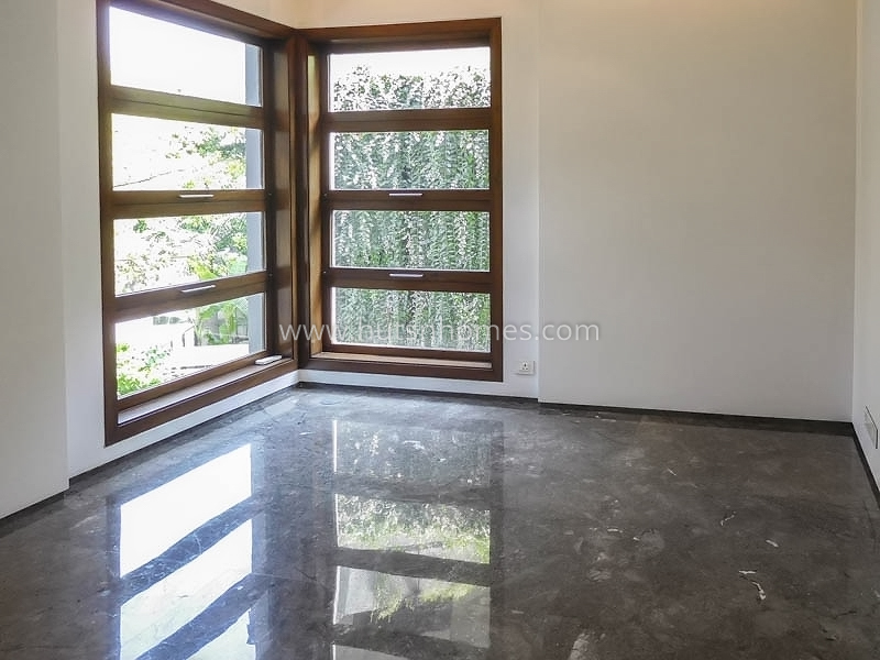 3 BHK Flat For Sale in Greater Kailash Part 1