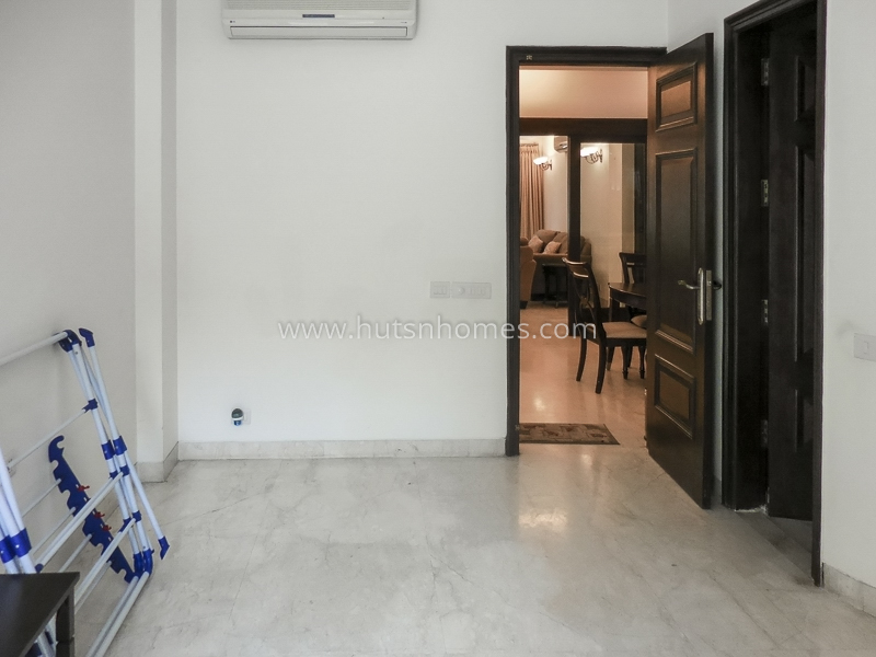 3 BHK Flat For Rent in Jor Bagh