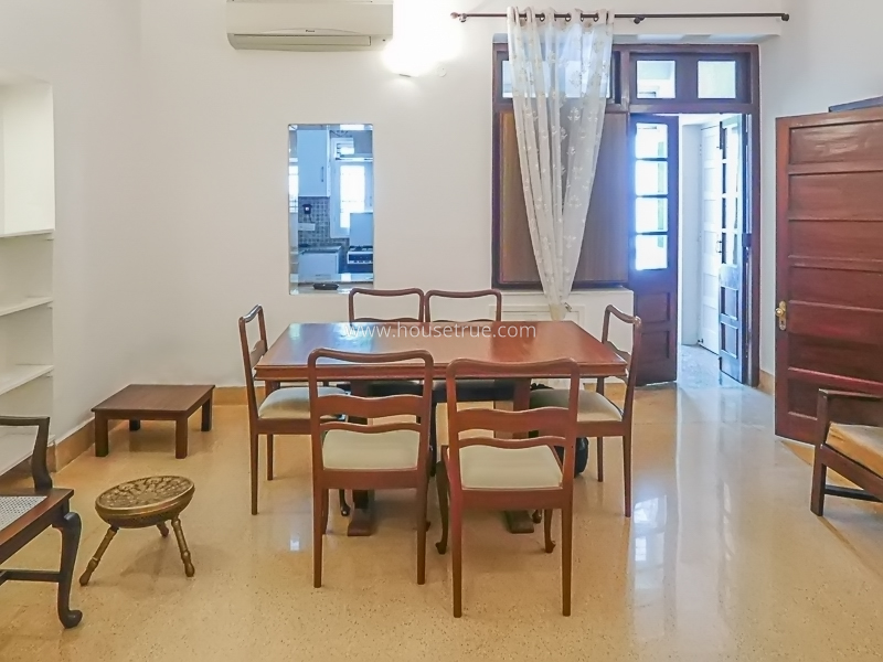 2 BHK Flat For Rent in Golf Links