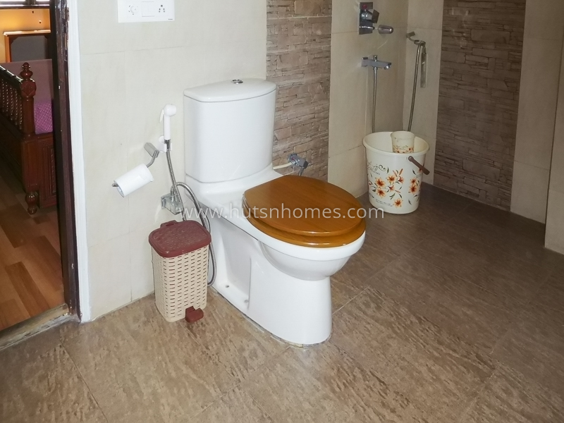 3 BHK Flat For Rent in Vasant Vihar