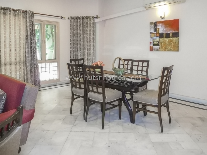 5 BHK Flat For Rent in Vasant Vihar