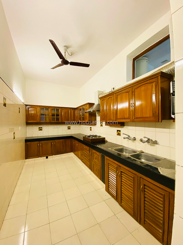 3 BHK Flat For Rent in Jor Bagh