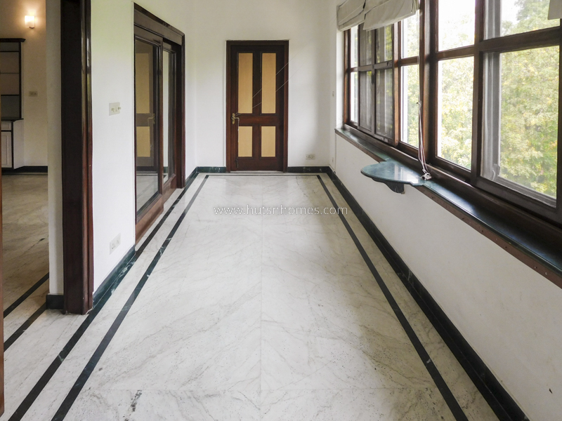 3 BHK Flat For Rent in Sundar Nagar