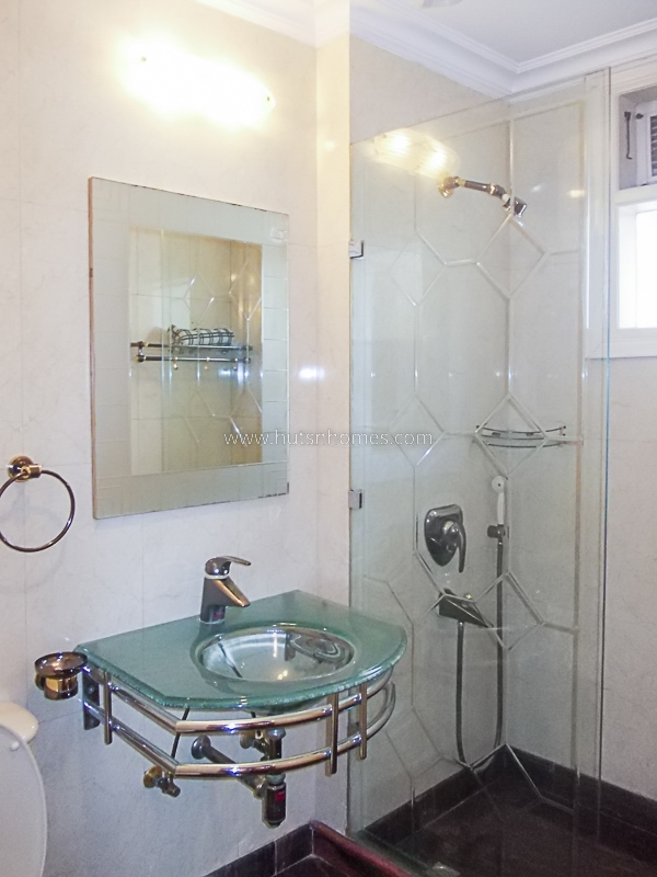 3 BHK Flat For Rent in Vasant Vihar