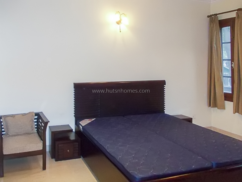 3 BHK Flat For Rent in Vasant Vihar