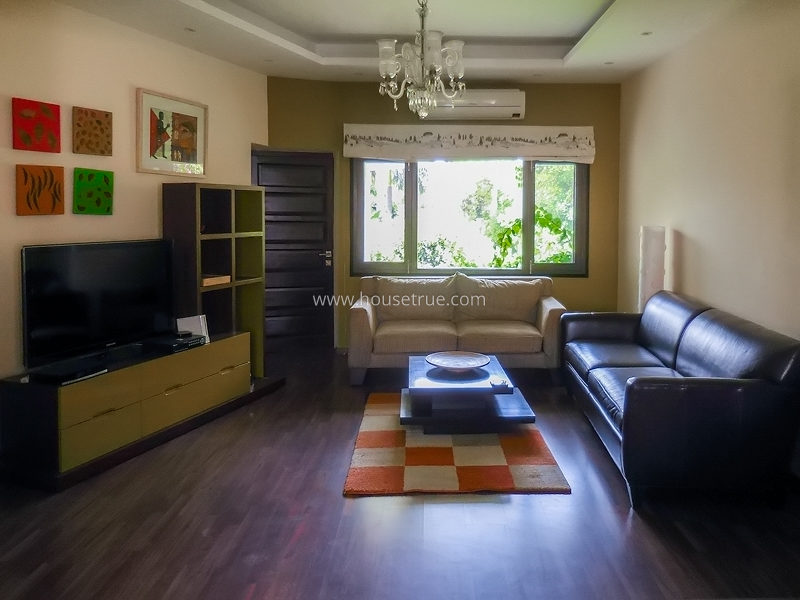 2 BHK Flat For Rent in Golf Links