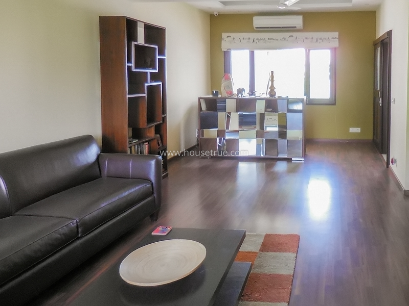 2 BHK Flat For Rent in Golf Links