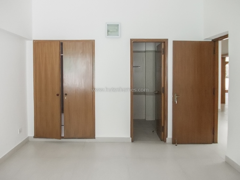 3 BHK Flat For Rent in Jor Bagh