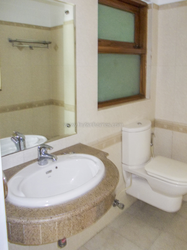 3 BHK Flat For Rent in Jor Bagh