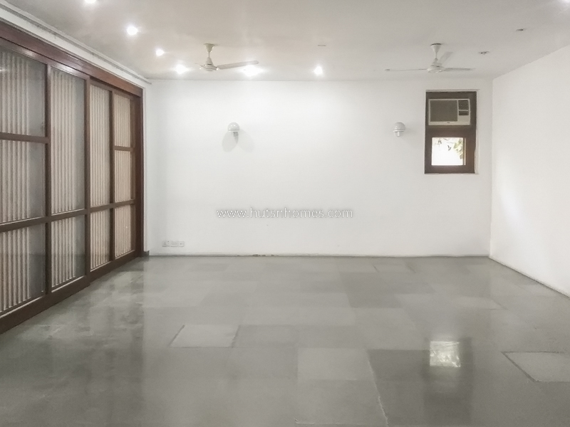 4 BHK Farm House For Rent in Mehrauli Gurgaon Road