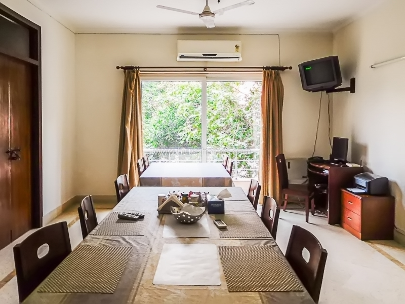 4 BHK Flat For Rent in Ishwar Nagar