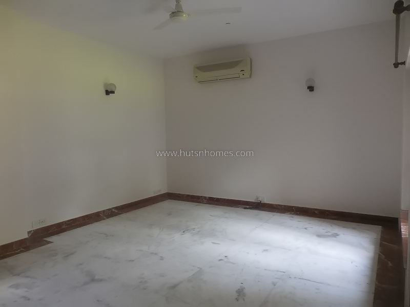 4 BHK Farm House For Rent in Sultanpur