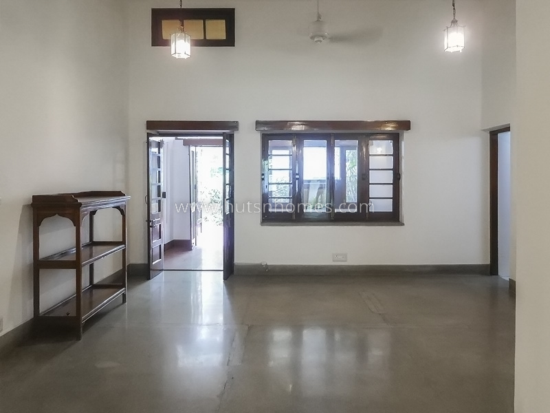 3 BHK Flat For Rent in Sundar Nagar