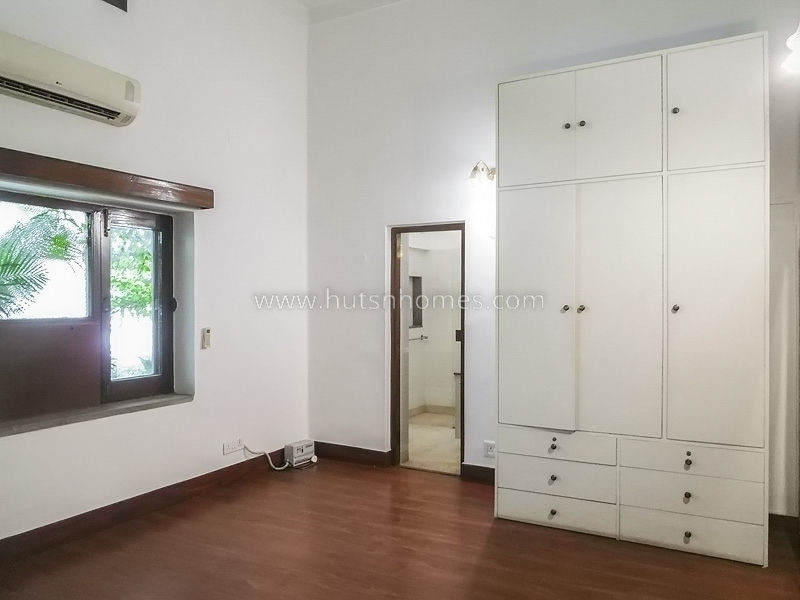 3 BHK Flat For Rent in Sundar Nagar