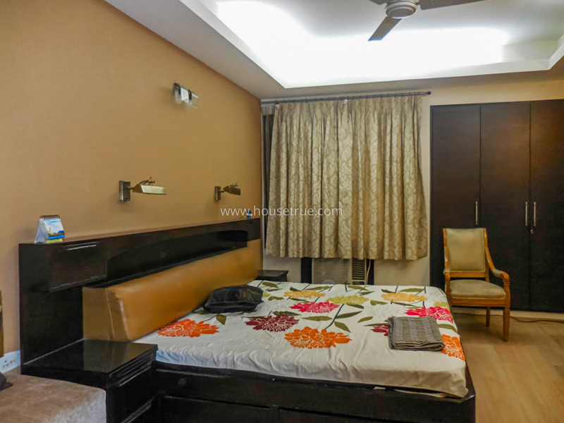 4 BHK Flat For Rent in Vasant Vihar