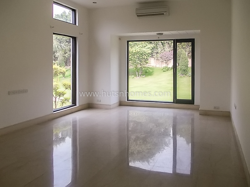 5 BHK Farm House For Rent in Chattarpur