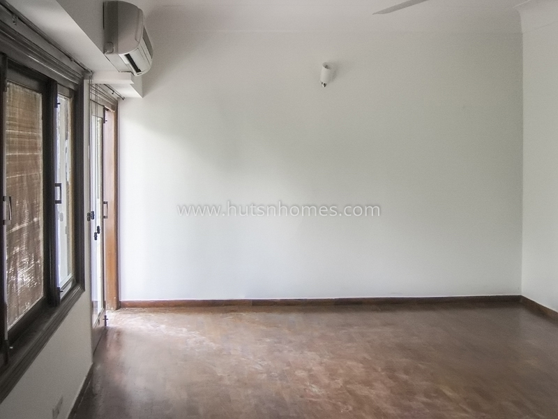 5 BHK House For Rent in Hauz Khas Enclave