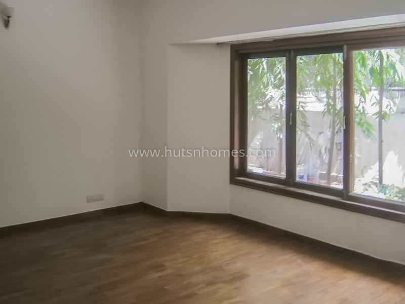 5 BHK House For Rent in Hauz Khas Enclave