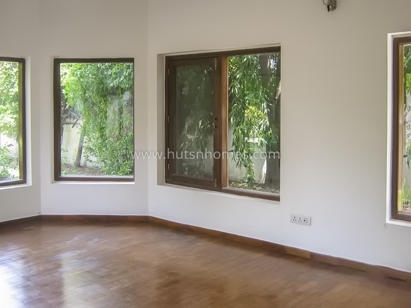 5 BHK House For Rent in Hauz Khas Enclave