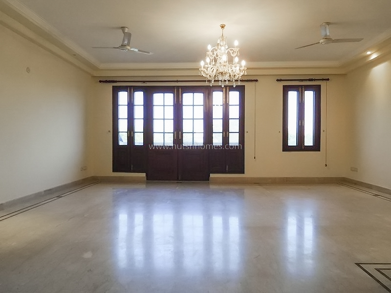 5 BHK Flat For Rent in Vasant Vihar