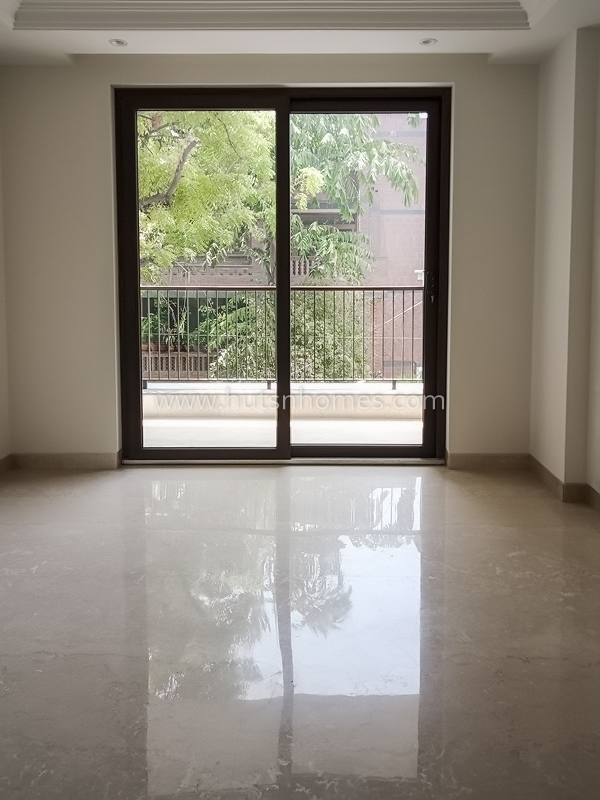 3 BHK Flat For Rent in Shanti Niketan