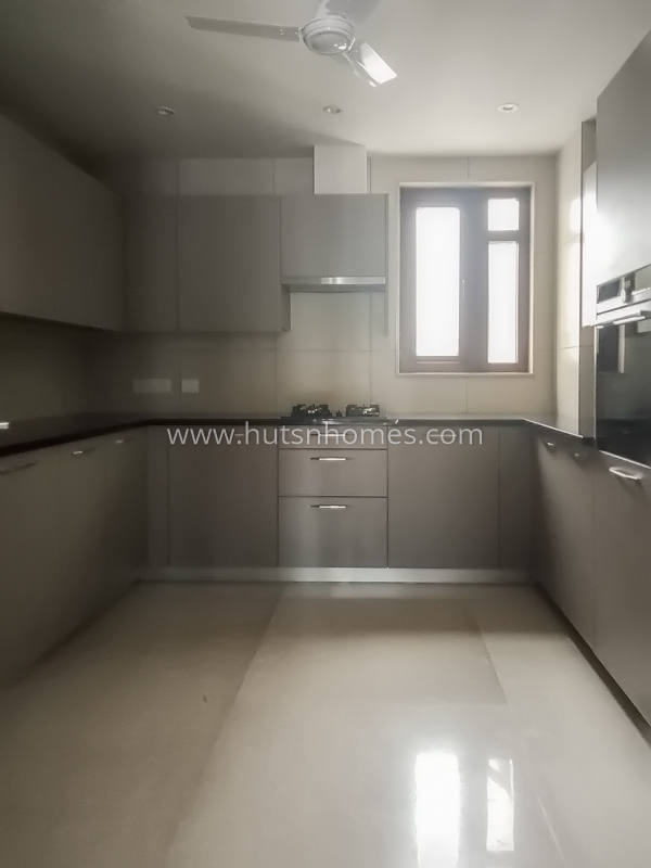 3 BHK Flat For Rent in Shanti Niketan