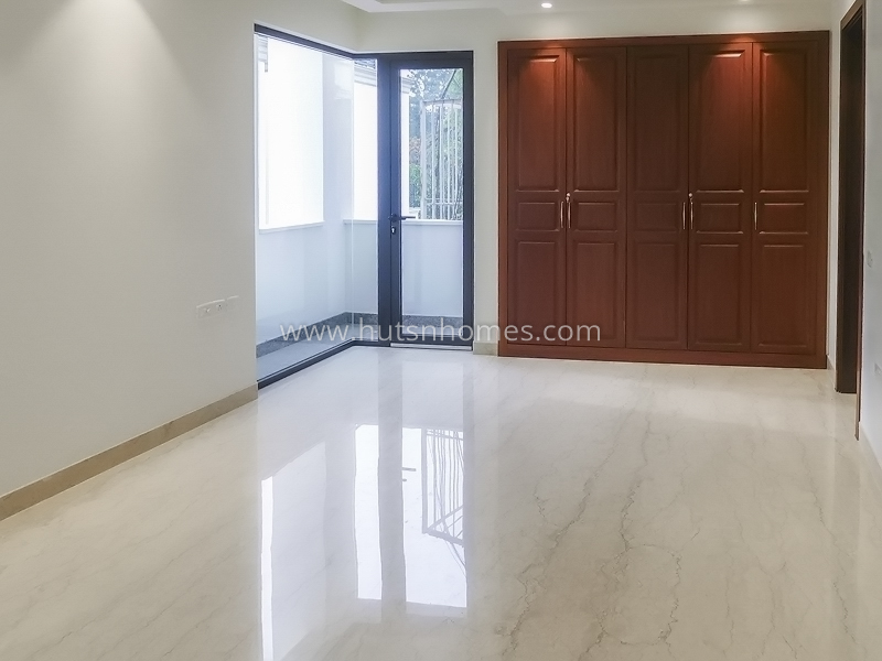 3 BHK Flat For Rent in Jor Bagh