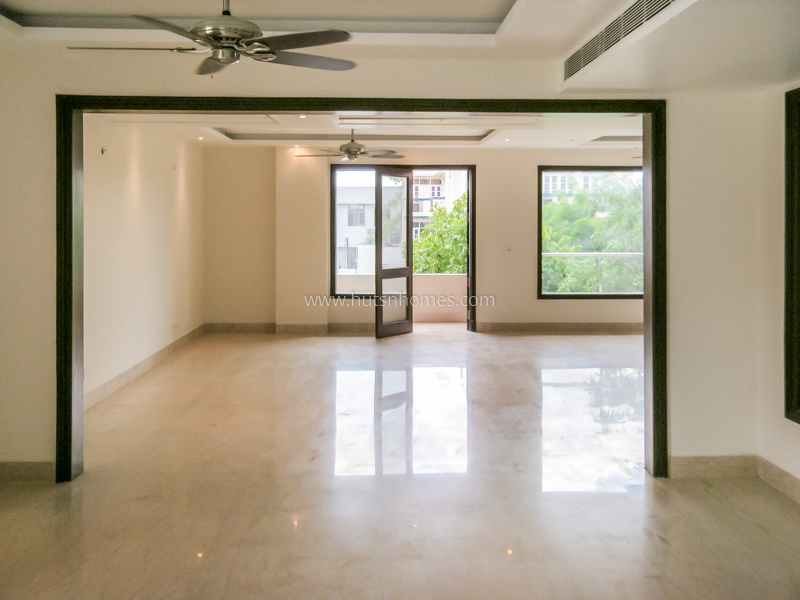 4 BHK Flat For Rent in Vasant Vihar