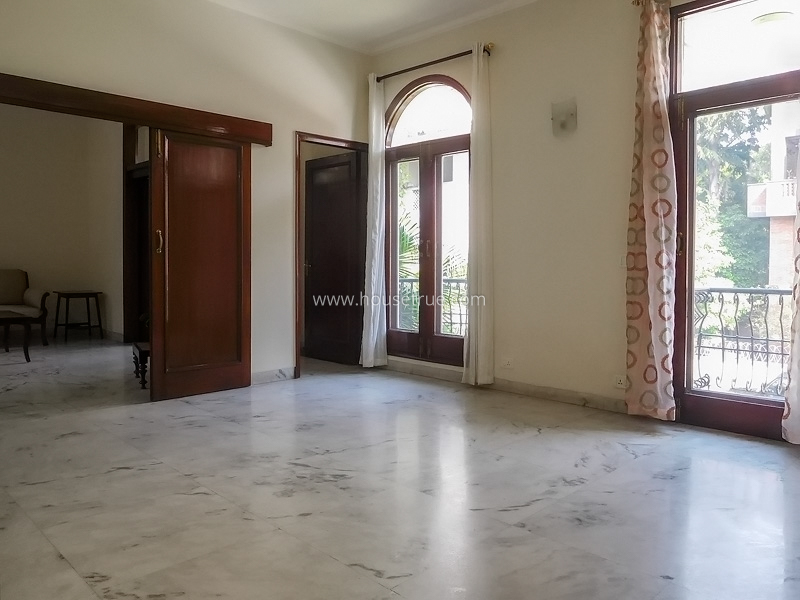 3 BHK Flat For Rent in Shanti Niketan