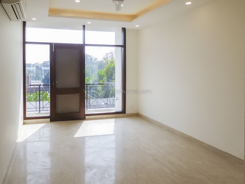 4 BHK Flat For Rent in Jor Bagh