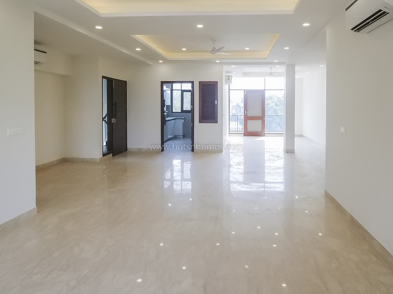 4 BHK Flat For Rent in Jor Bagh