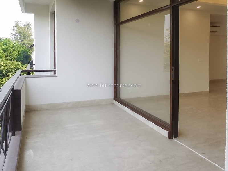 4 BHK Flat For Rent in Jor Bagh