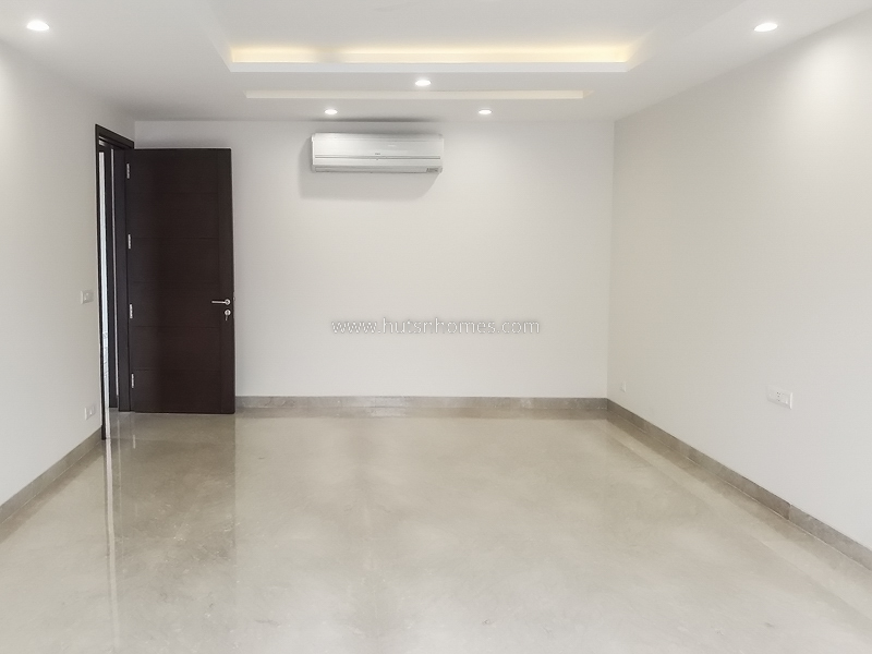 5 BHK Flat For Rent in Panchsheel Park