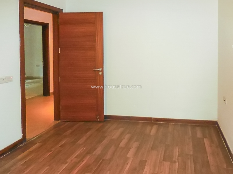 4 BHK Duplex For Rent in Shanti Niketan