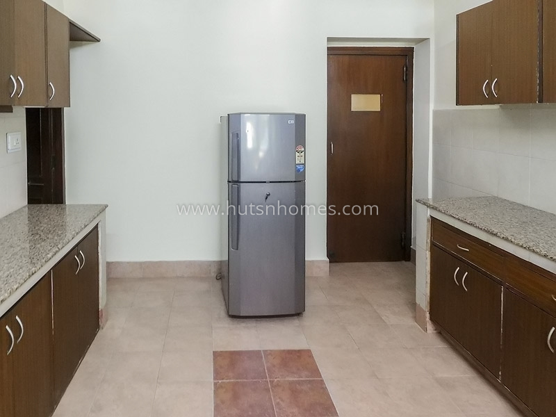 1 BHK Flat For Rent in Golf Links