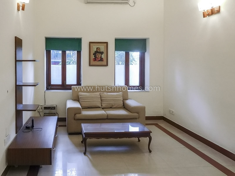 1 BHK Flat For Rent in Golf Links