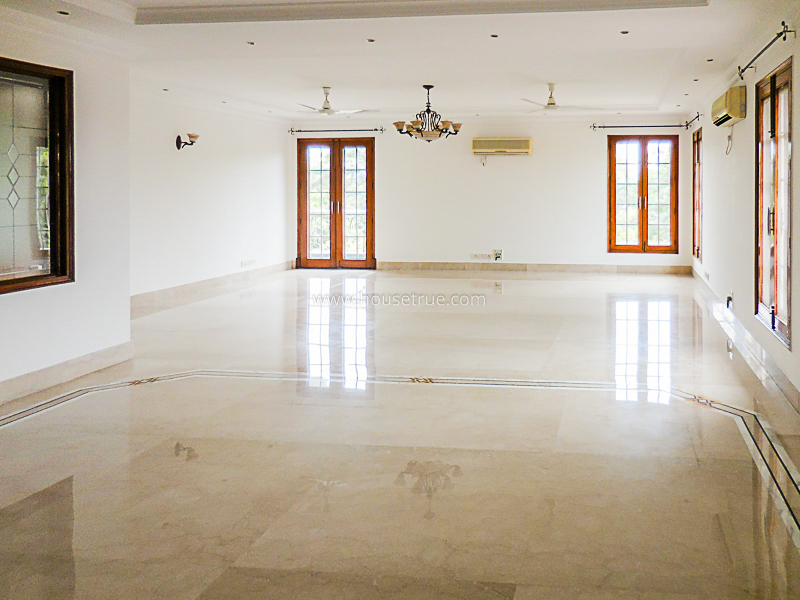 5 BHK Builder Floor For Rent in Shanti Niketan