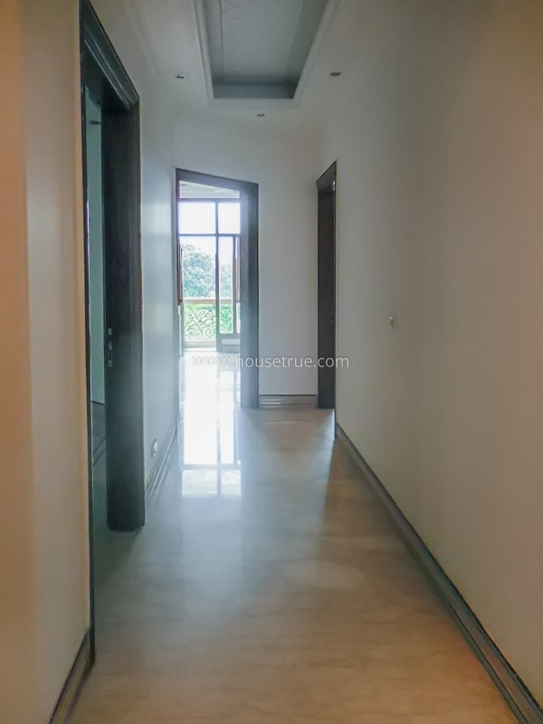 4 BHK Flat For Rent in Shanti Niketan