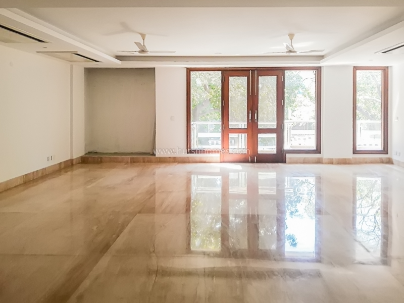 4 BHK Flat For Rent in Anand Lok