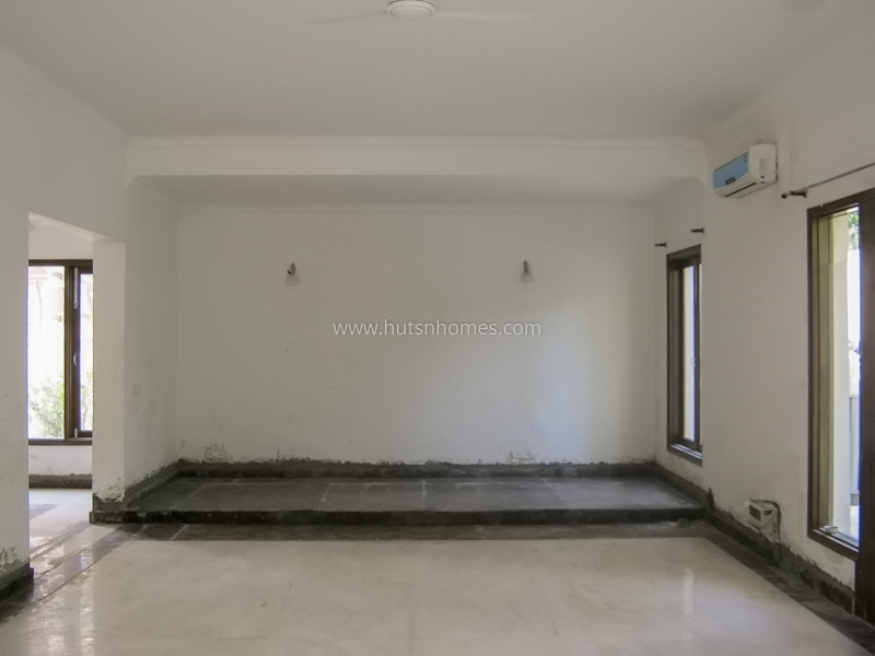 5 BHK Farm House For Rent in Vasant Kunj