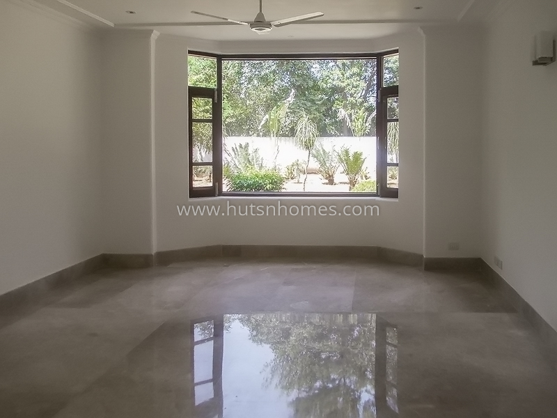 4 BHK Farm House For Rent in Gadaipur