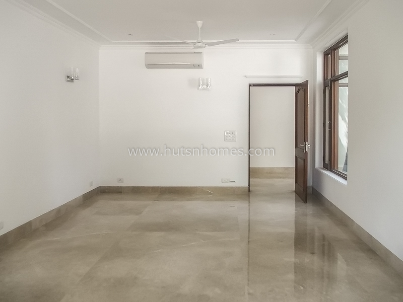 4 BHK Farm House For Rent in Gadaipur